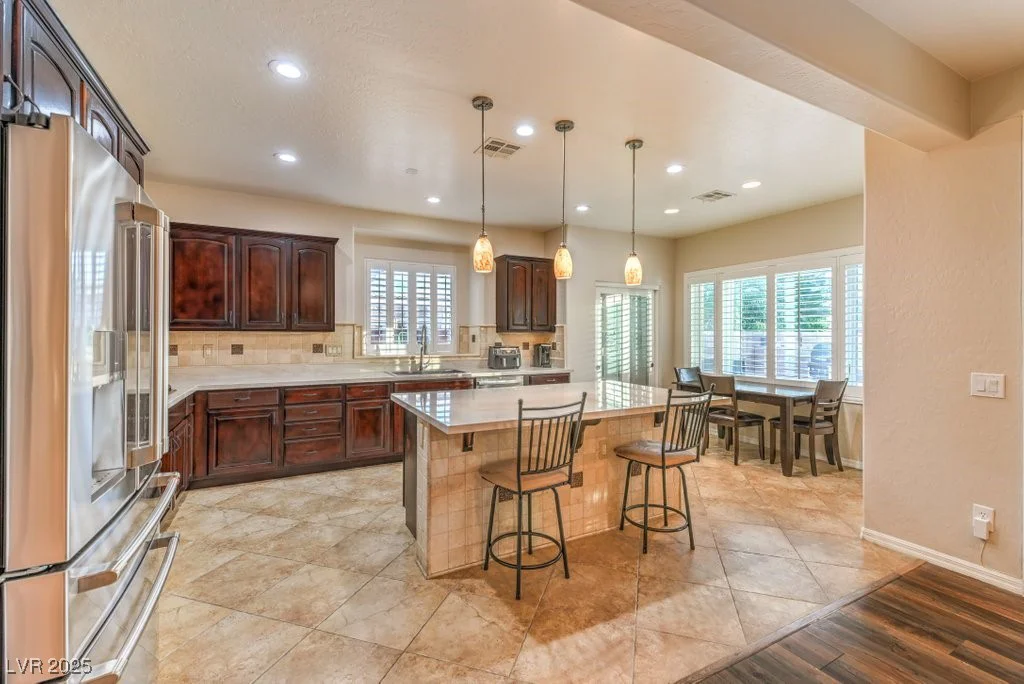 8633 Kennedy Heights, Las Vegas, NV 89131