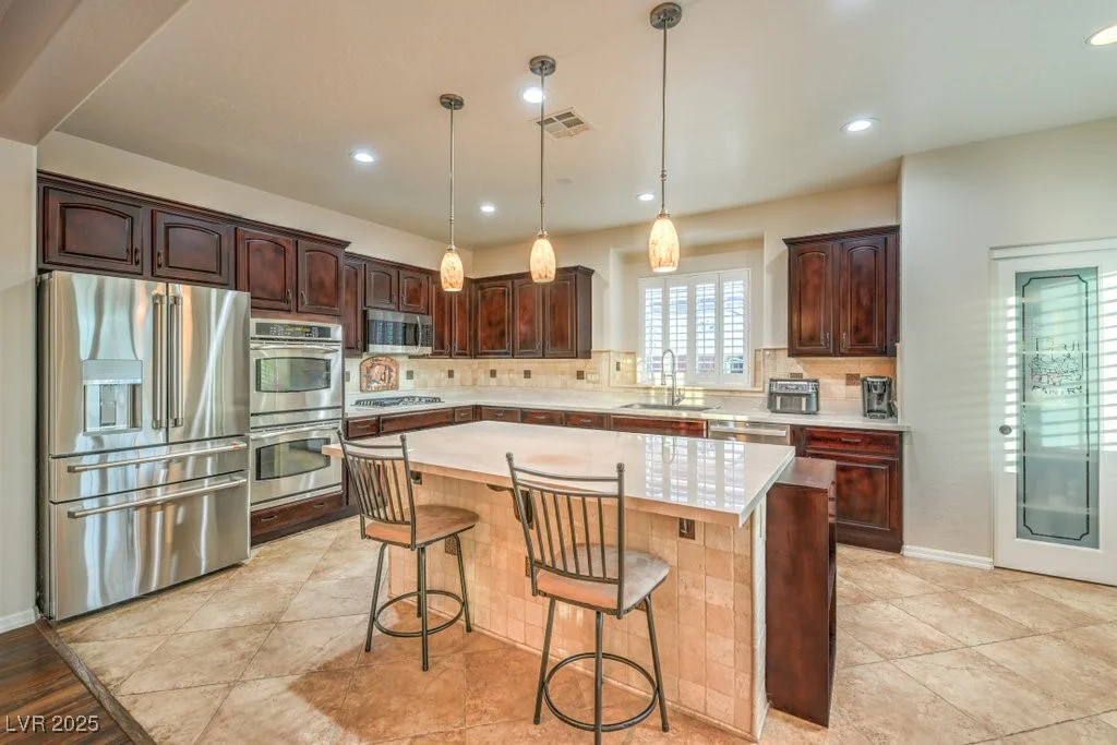 8633 Kennedy Heights, Las Vegas, NV 89131