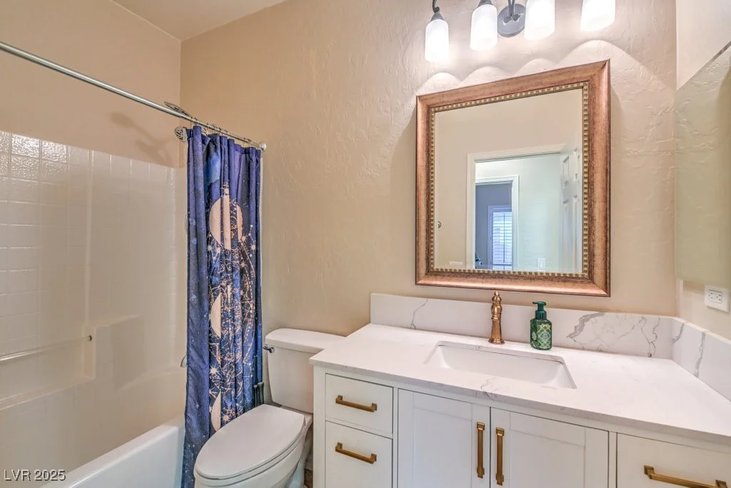 8633 Kennedy Heights, Las Vegas, NV 89131