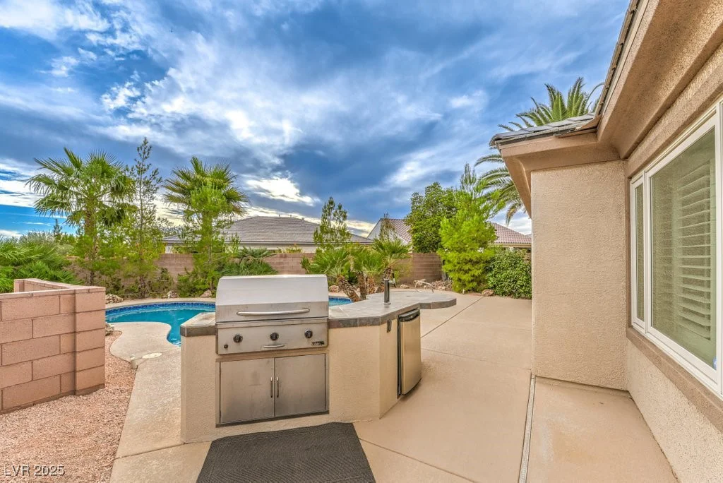 8633 Kennedy Heights, Las Vegas, NV 89131