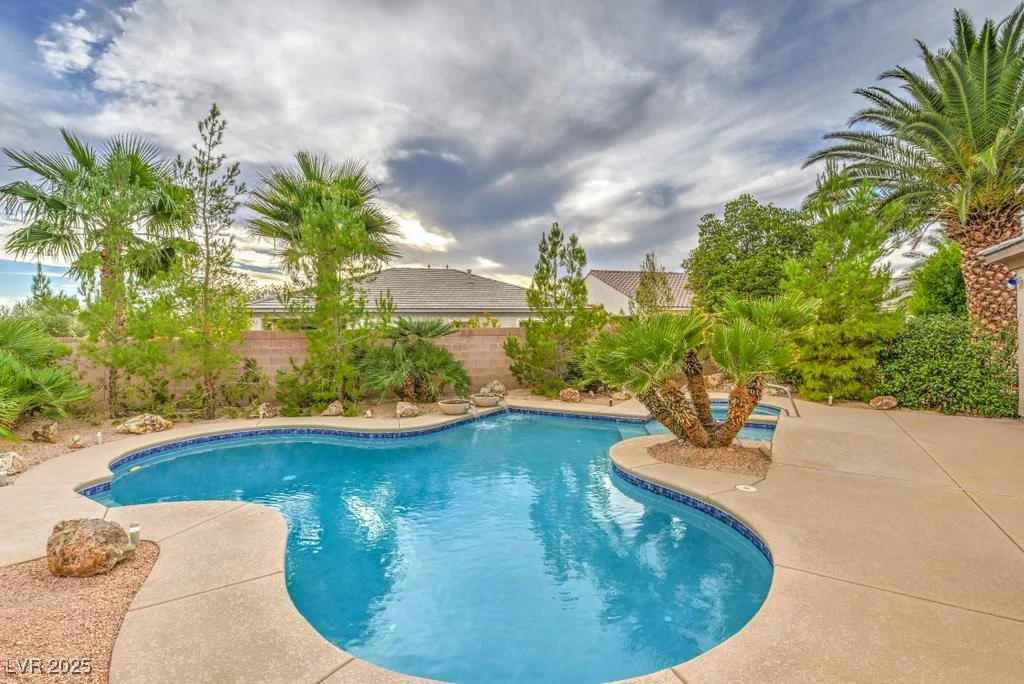8633 Kennedy Heights, Las Vegas, NV 89131