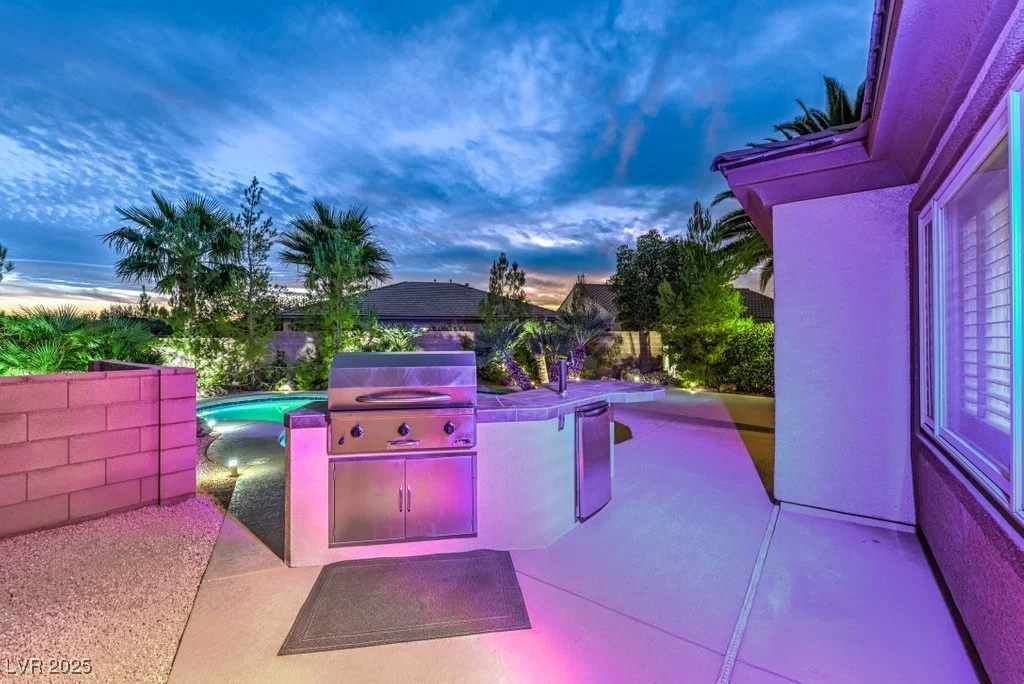 8633 Kennedy Heights, Las Vegas, NV 89131