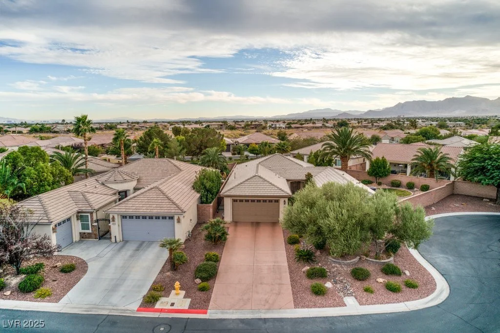 8633 Kennedy Heights, Las Vegas, NV 89131