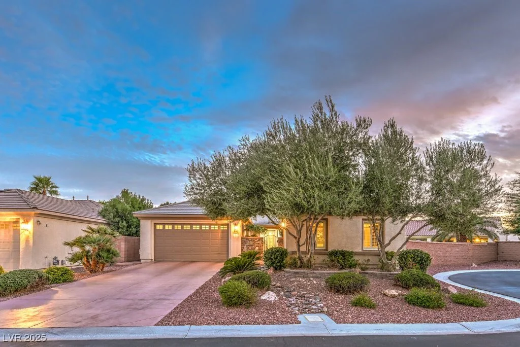 8633 Kennedy Heights, Las Vegas, NV 89131