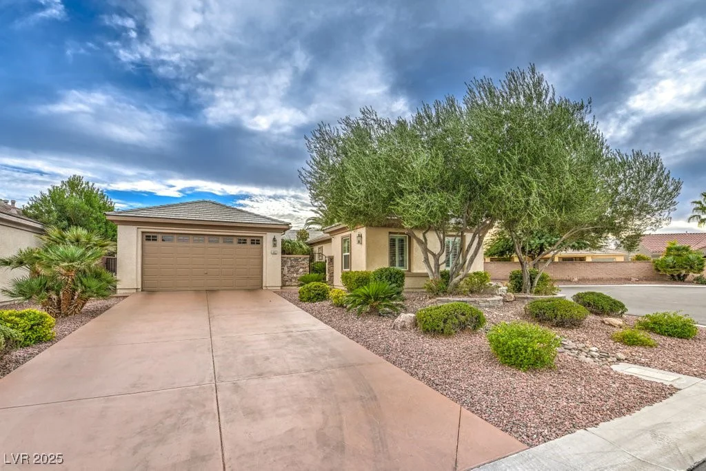 8633 Kennedy Heights, Las Vegas, NV 89131