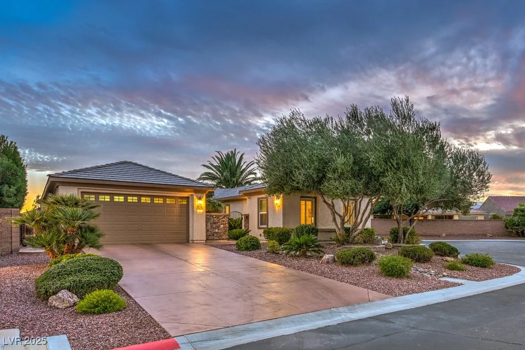 8633 Kennedy Heights, Las Vegas, NV 89131