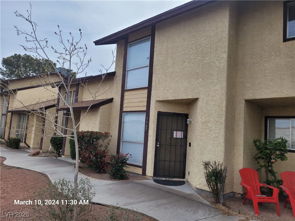 1907 Natalee, Henderson, NV 89011