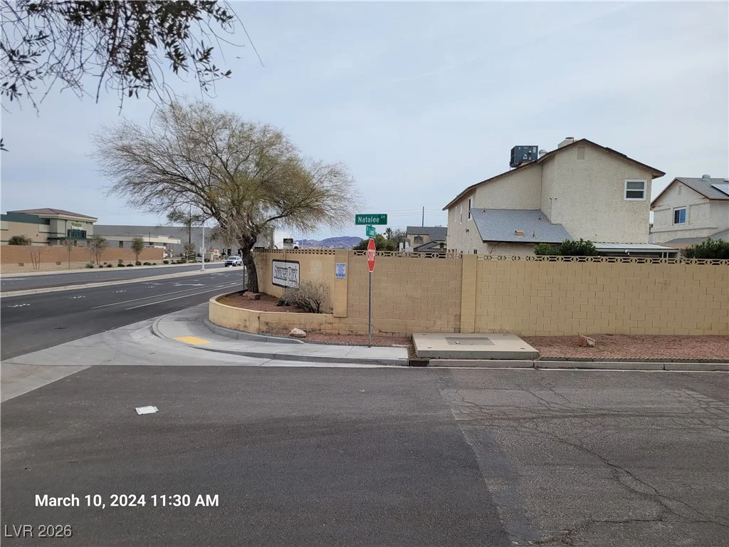 1907 Natalee, Henderson, NV 89011
