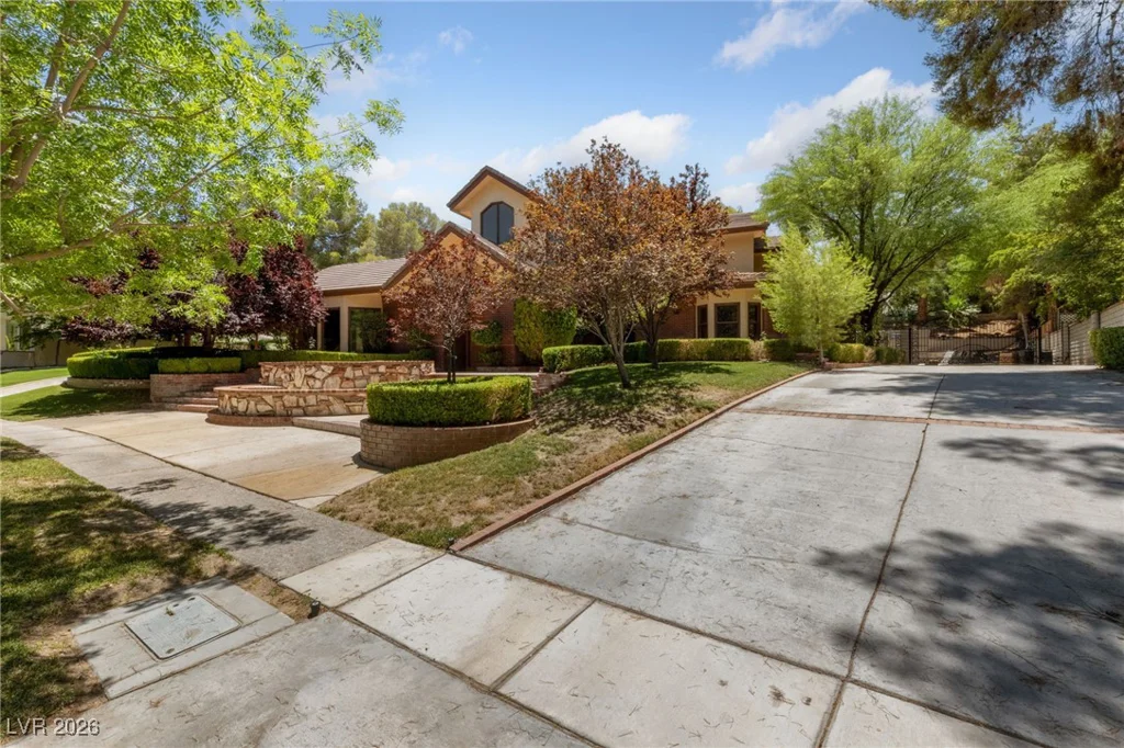 112 Quail Run, Henderson, NV 89014