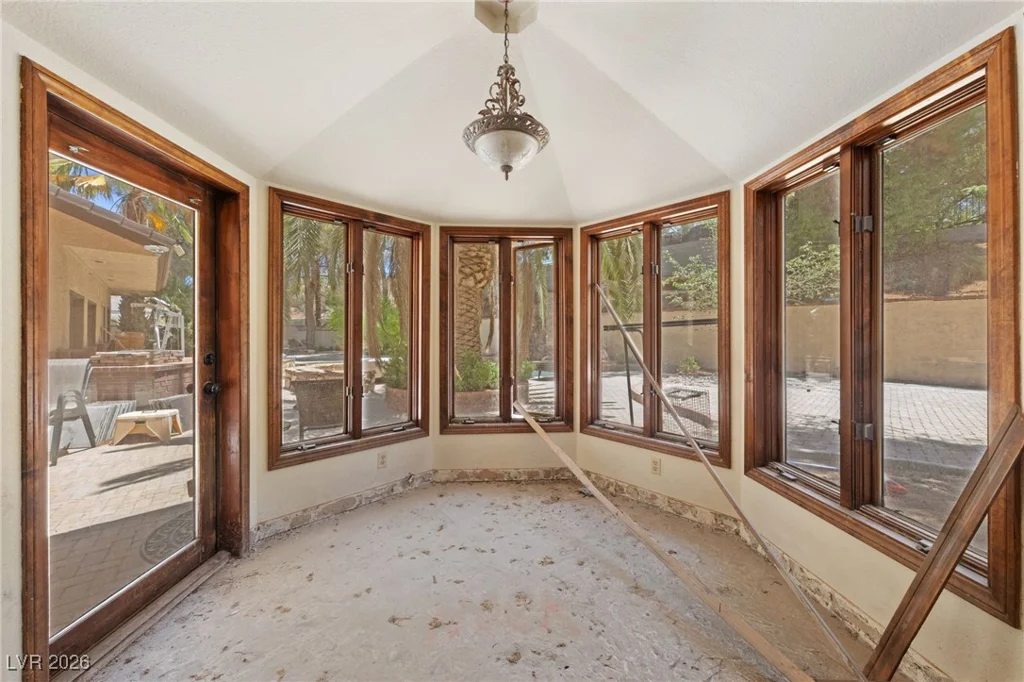 112 Quail Run, Henderson, NV 89014