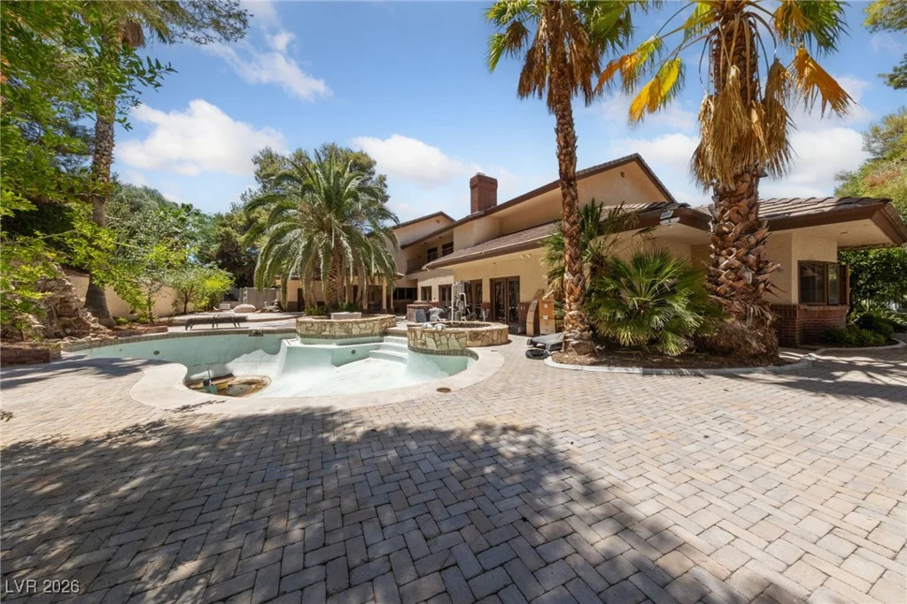 112 Quail Run, Henderson, NV 89014