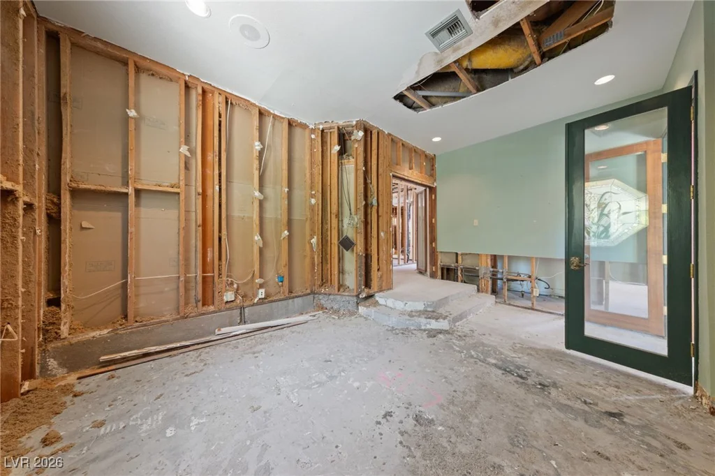 112 Quail Run, Henderson, NV 89014