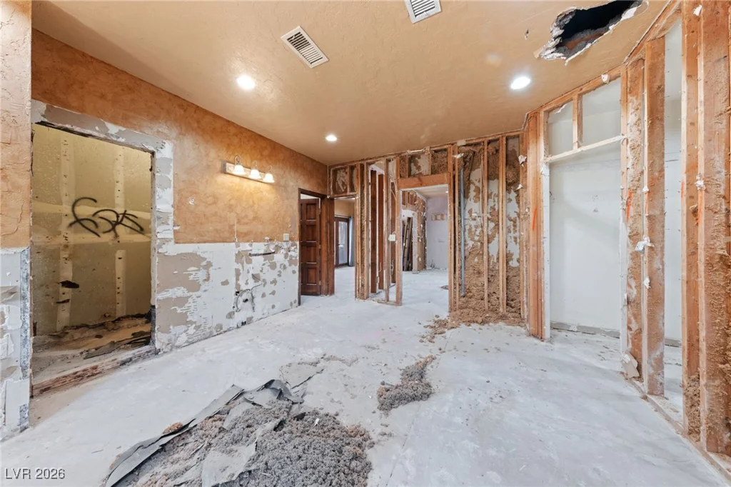 112 Quail Run, Henderson, NV 89014