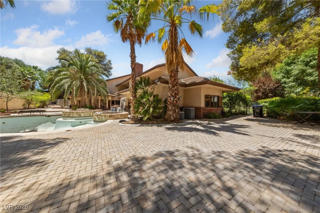112 Quail Run, Henderson, NV 89014