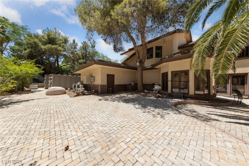 112 Quail Run, Henderson, NV 89014
