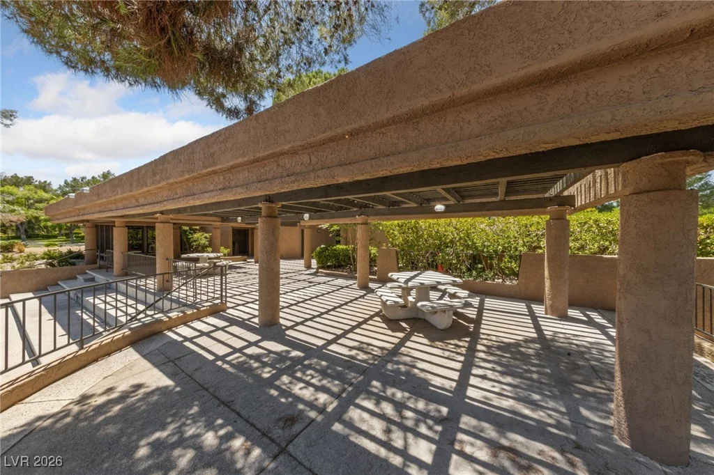 112 Quail Run, Henderson, NV 89014