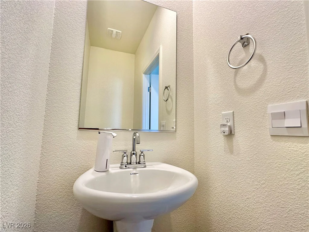 1746 Bonnie Bay, North Las Vegas, NV 89084