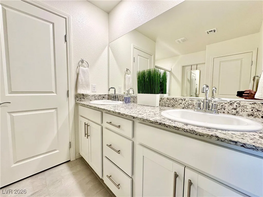 1746 Bonnie Bay, North Las Vegas, NV 89084