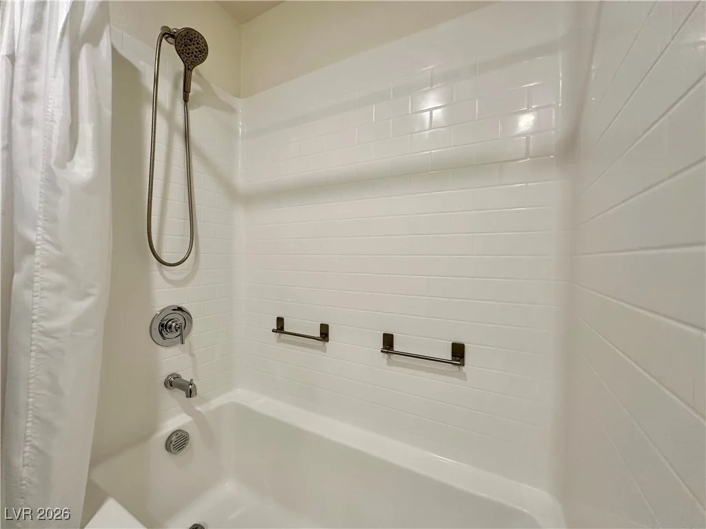 1746 Bonnie Bay, North Las Vegas, NV 89084