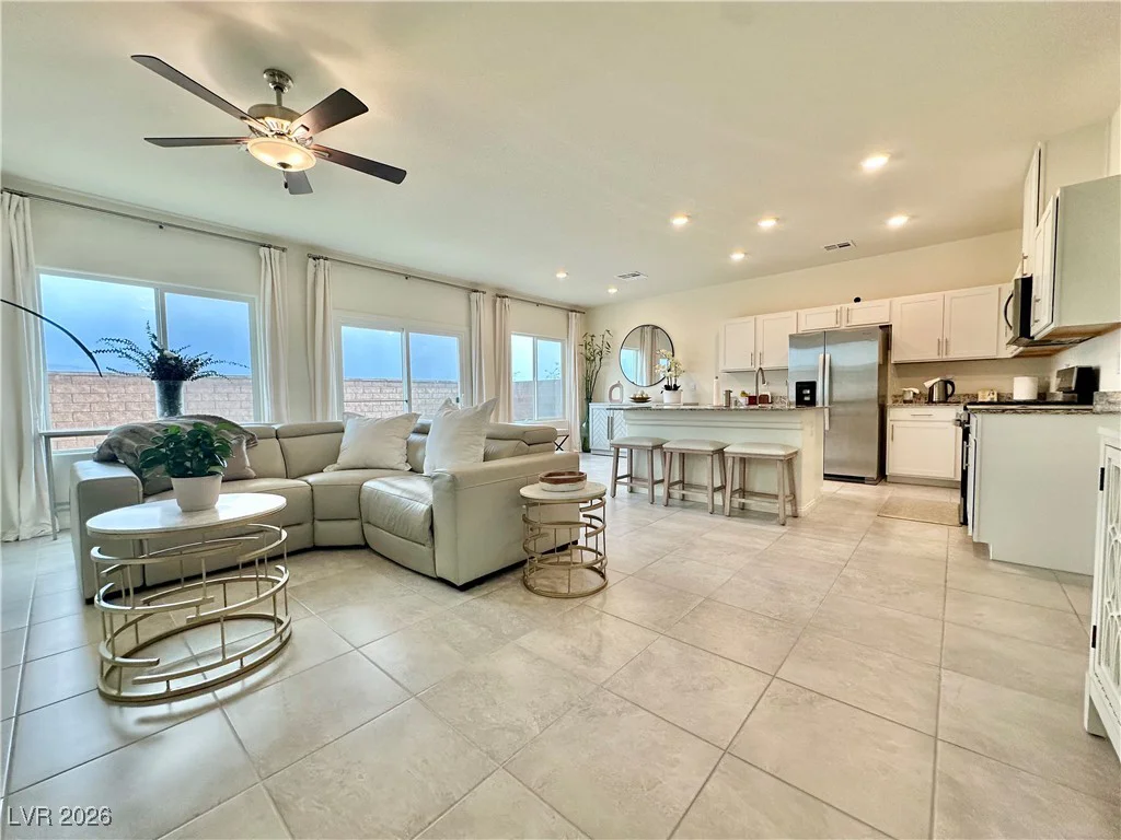 1746 Bonnie Bay, North Las Vegas, NV 89084
