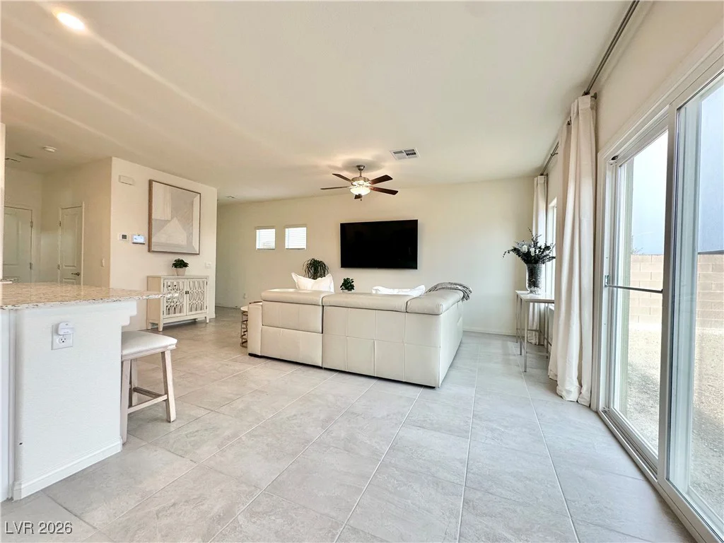 1746 Bonnie Bay, North Las Vegas, NV 89084