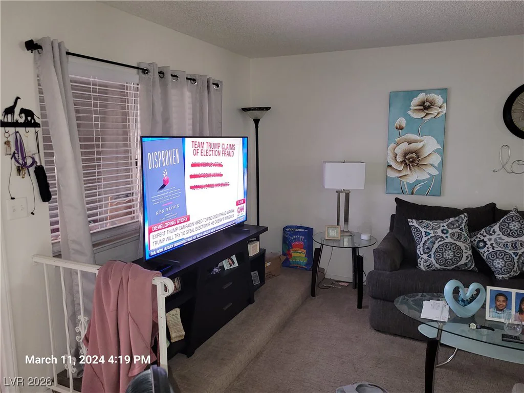 808 Hedge, Las Vegas, NV 89110