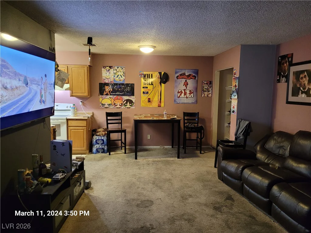 808 Hedge, Las Vegas, NV 89110
