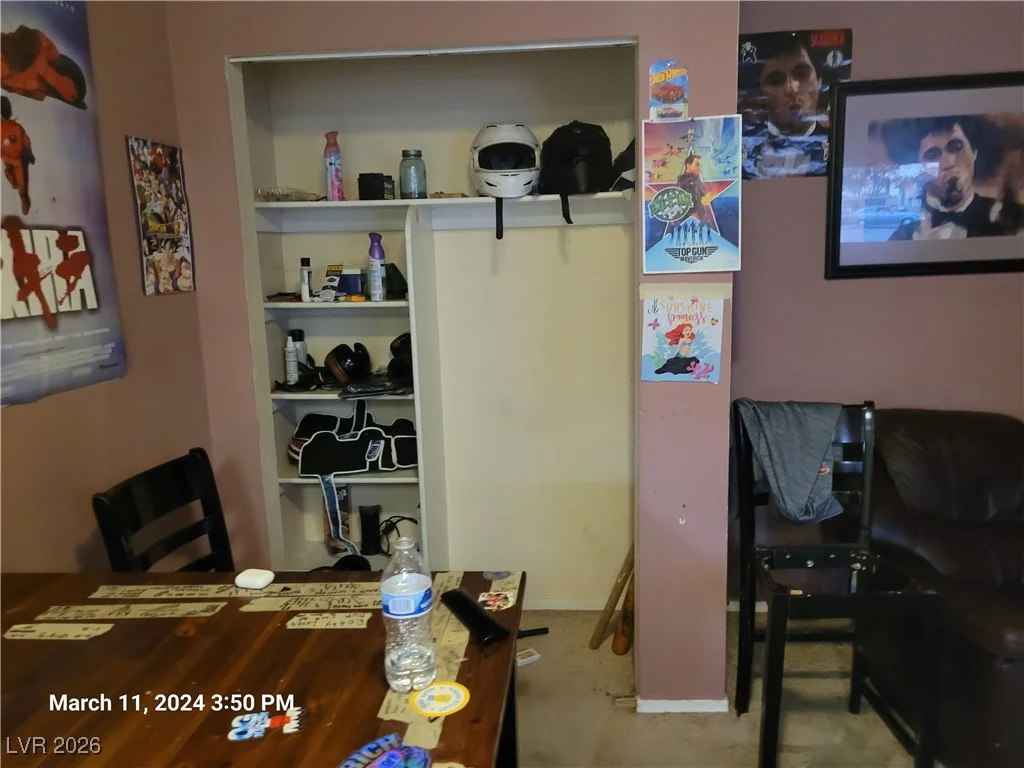 808 Hedge, Las Vegas, NV 89110