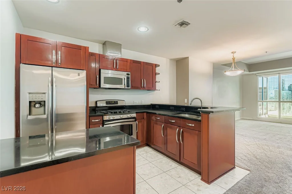 4575 Dean Martin, Las Vegas, NV 89103