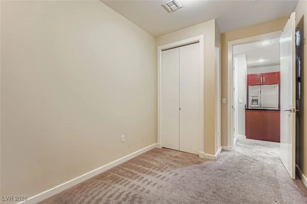 4575 Dean Martin, Las Vegas, NV 89103