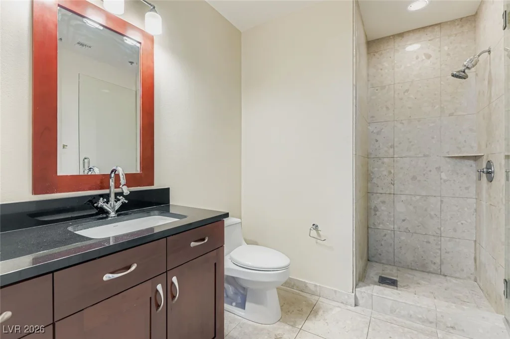 4575 Dean Martin, Las Vegas, NV 89103