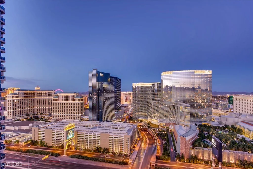 4575 Dean Martin, Las Vegas, NV 89103