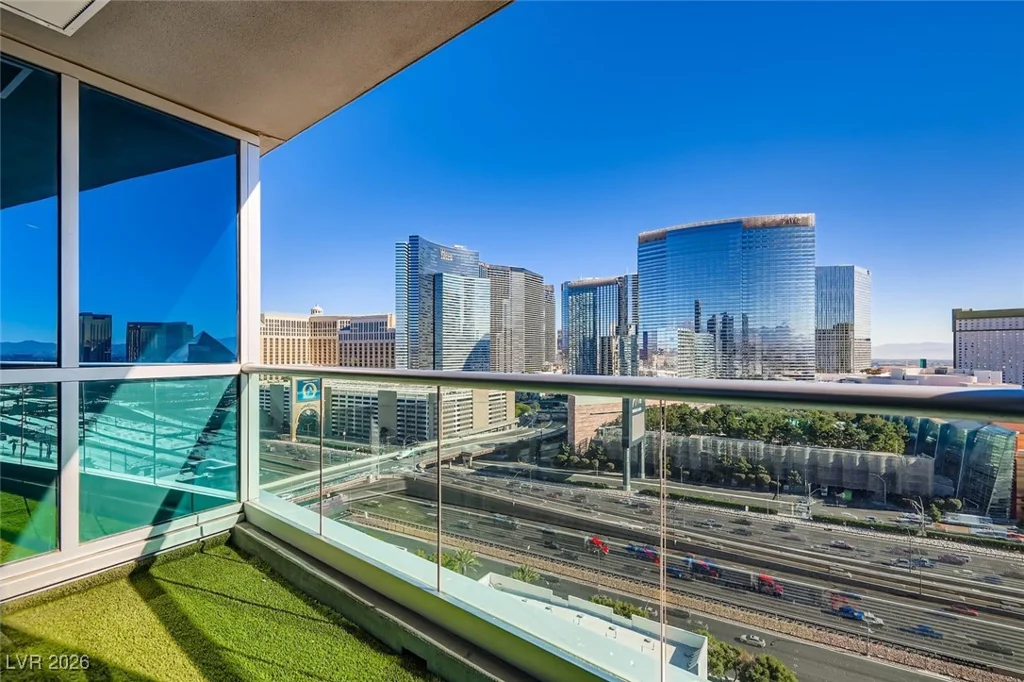 4575 Dean Martin, Las Vegas, NV 89103