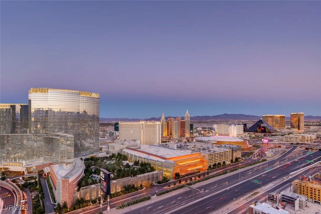 4575 Dean Martin, Las Vegas, NV 89103