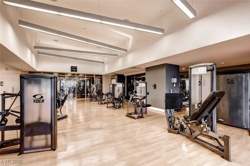 4575 Dean Martin, Las Vegas, NV 89103