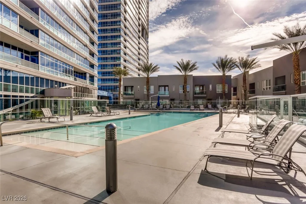 4575 Dean Martin, Las Vegas, NV 89103