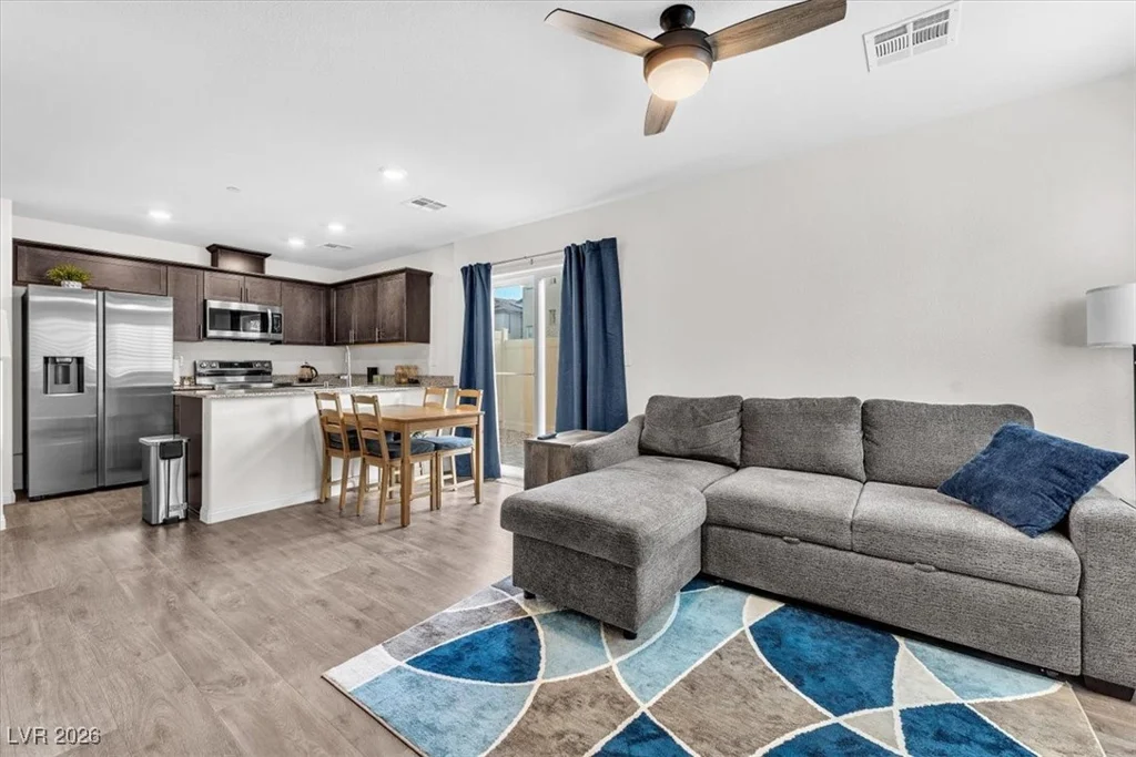 2814 Riverside Gold, North Las Vegas, NV 89086