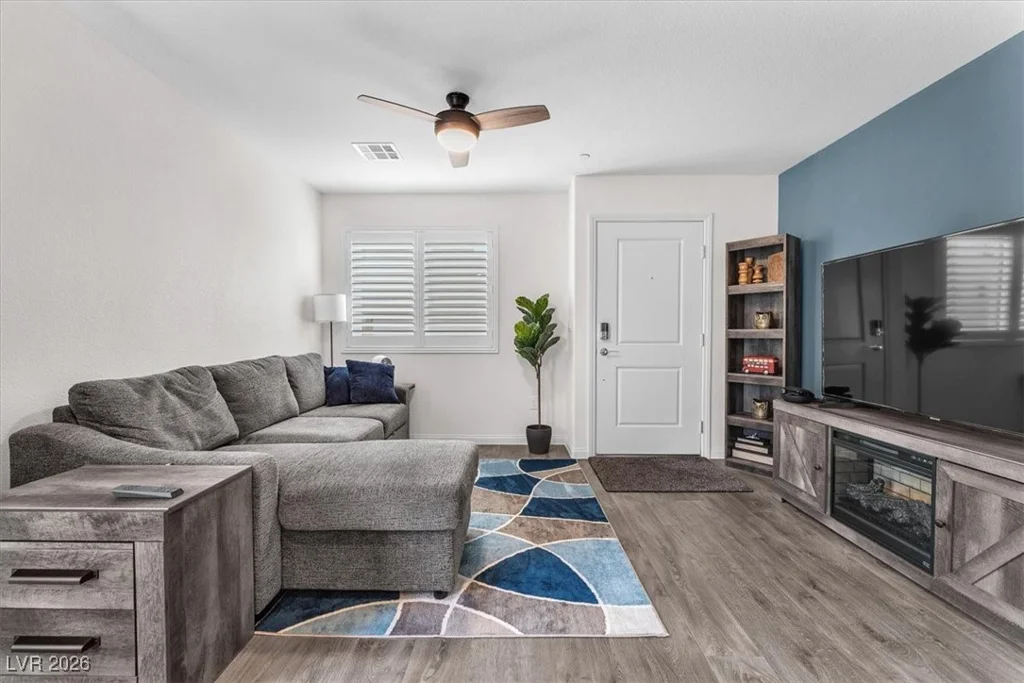 2814 Riverside Gold, North Las Vegas, NV 89086