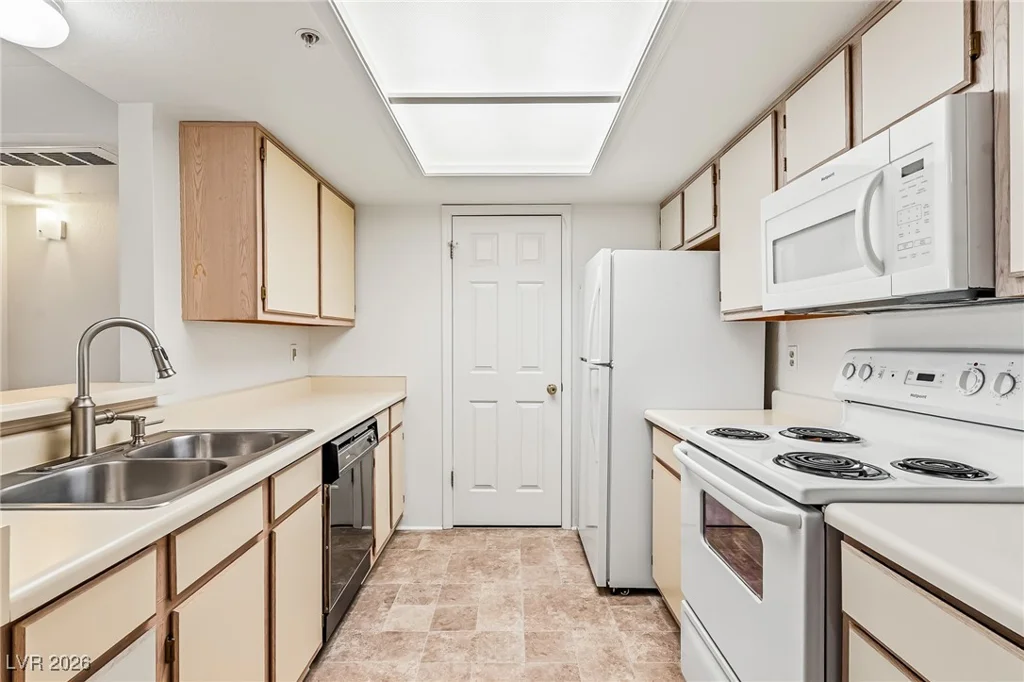 3550 Bay Sands, Laughlin, NV 89029