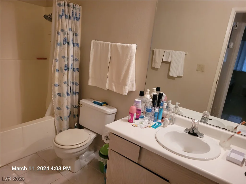 809 Hedge, Las Vegas, NV 89110
