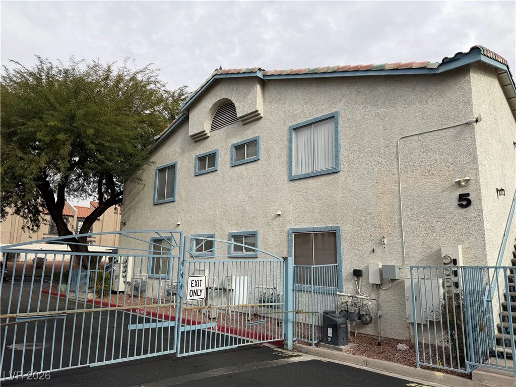4960 Harrison, Las Vegas, NV 89120