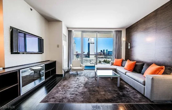 4381 Flamingo, Las Vegas, NV 89103