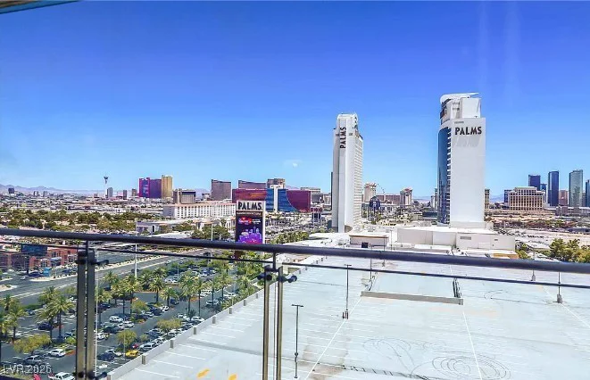 4381 Flamingo, Las Vegas, NV 89103