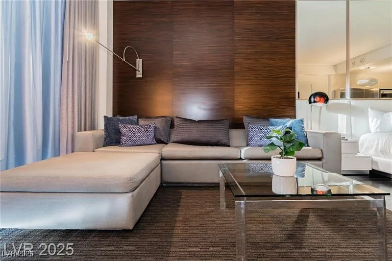 4381 Flamingo, Las Vegas, NV 89103