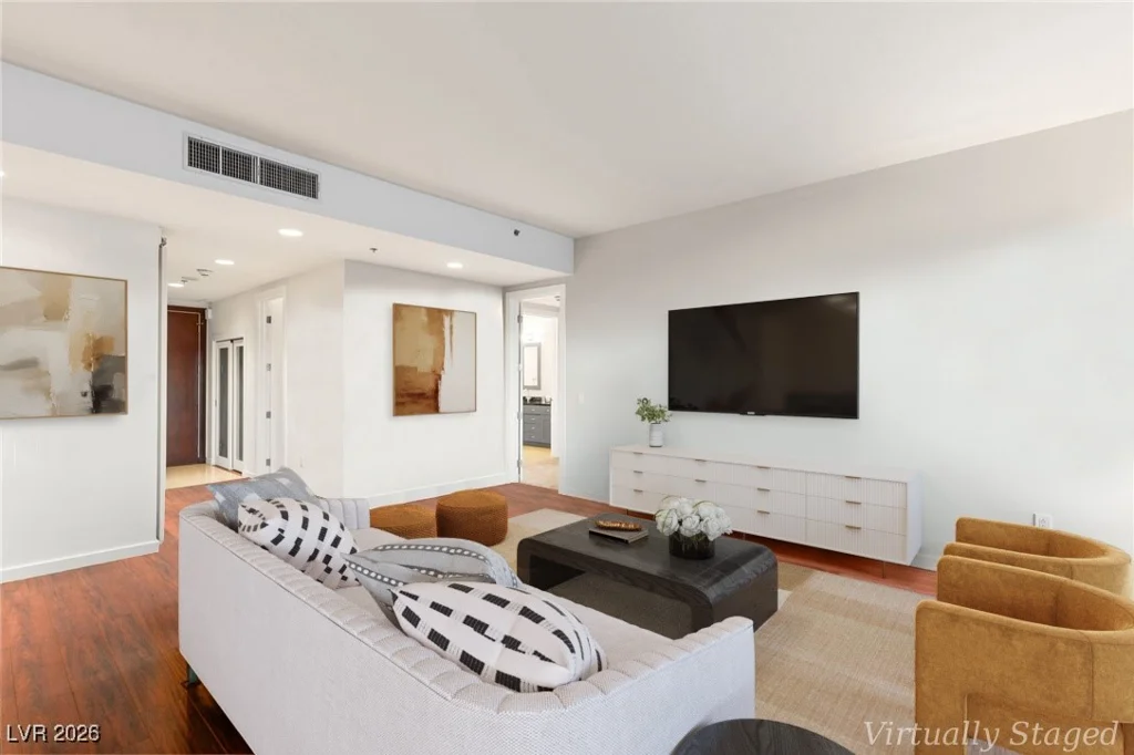 4525 Dean Martin, Las Vegas, NV 89103
