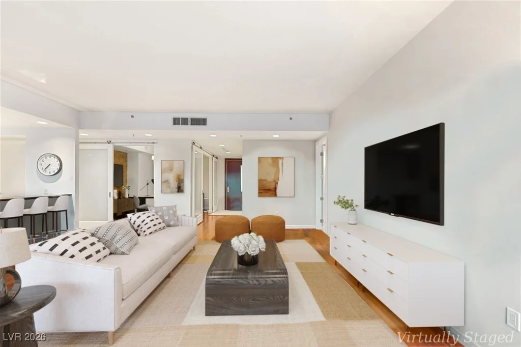 4525 Dean Martin, Las Vegas, NV 89103