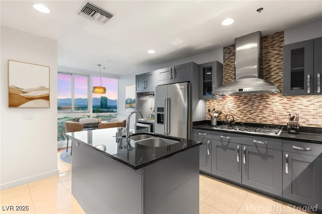 4525 Dean Martin, Las Vegas, NV 89103