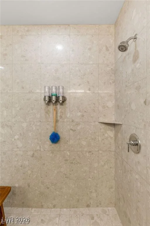 4525 Dean Martin, Las Vegas, NV 89103