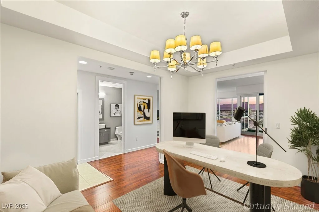 4525 Dean Martin, Las Vegas, NV 89103