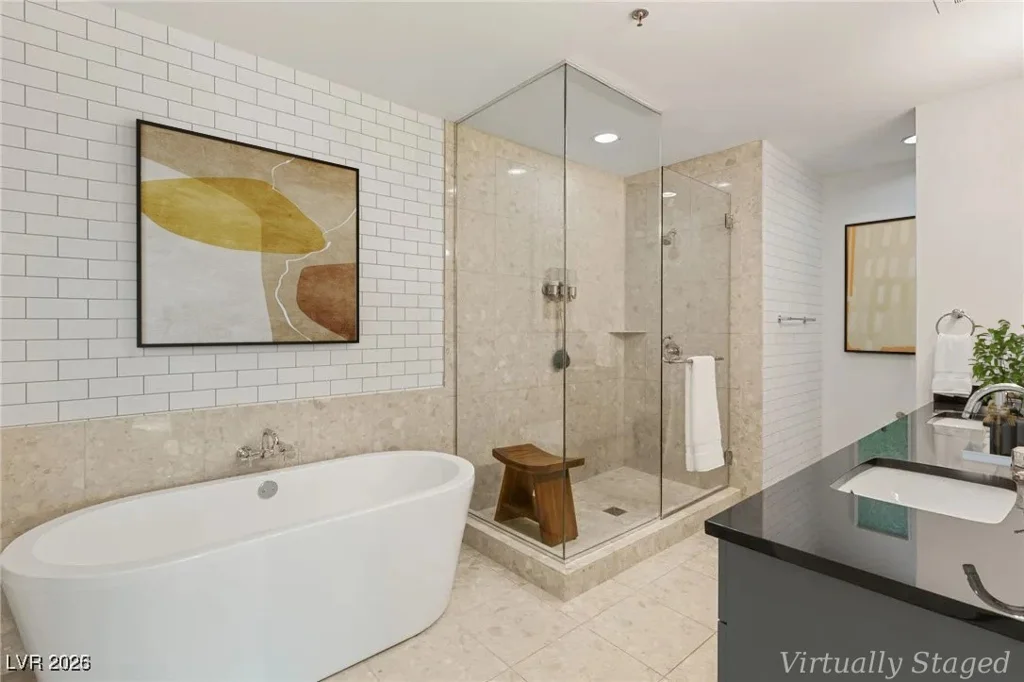 4525 Dean Martin, Las Vegas, NV 89103